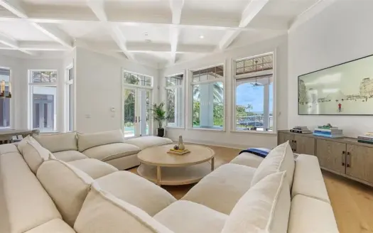Luxury villa for sale